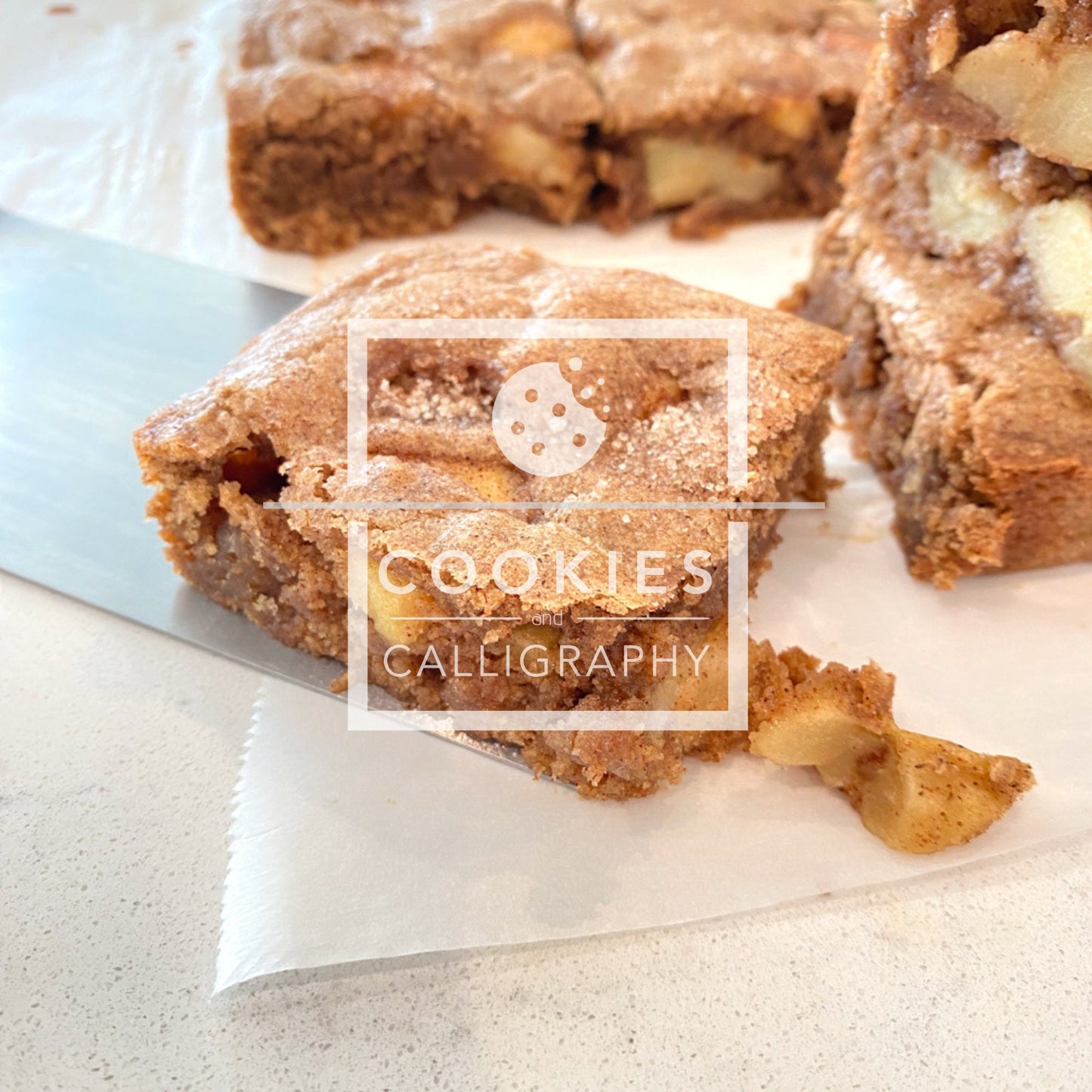 RECIPE: Apple Pie Blondies | Blondie Recipe | Best Apple Pie Blondie Recipe