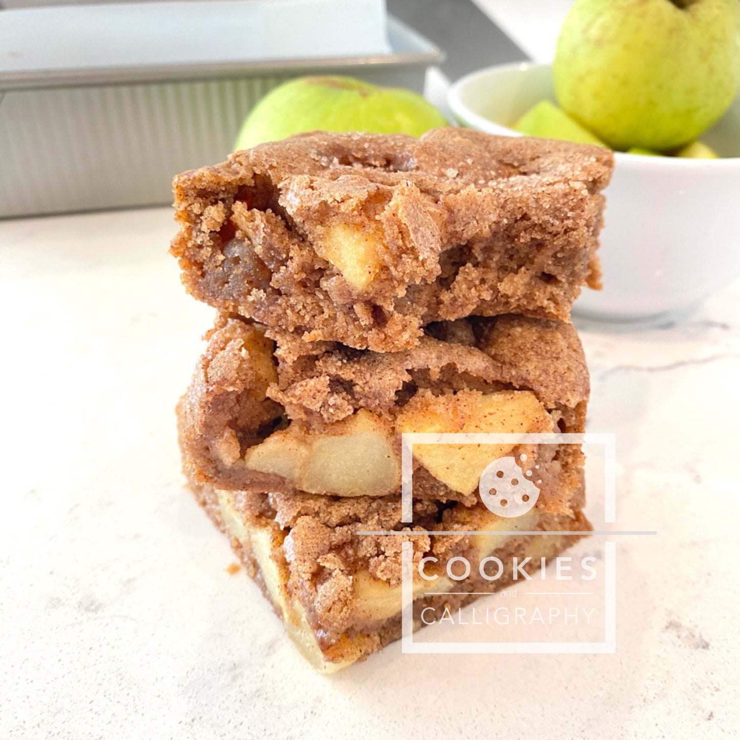 RECIPE: Apple Pie Blondies | Blondie Recipe | Best Apple Pie Blondie Recipe